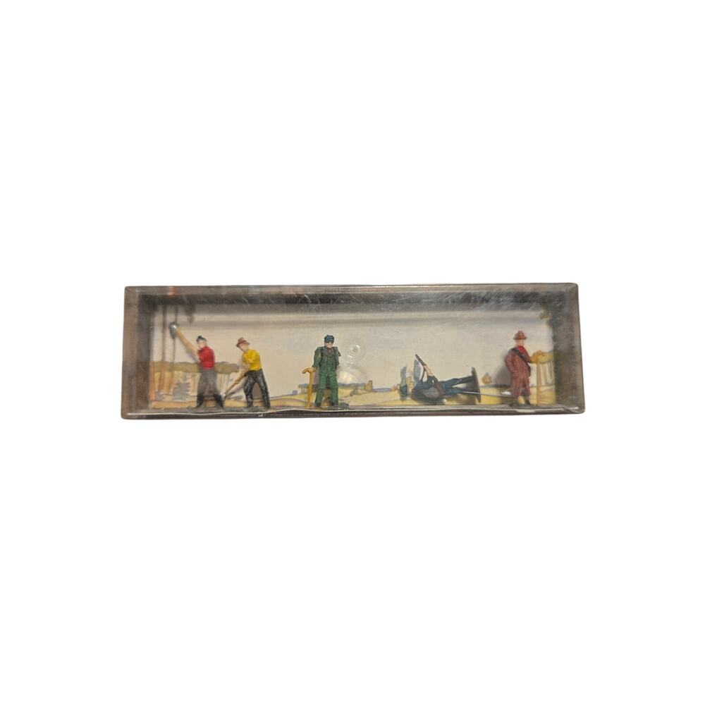 Walter Merten HO 891 Woodsmen Lumberjacks Vintage Germany Model Train Figures
